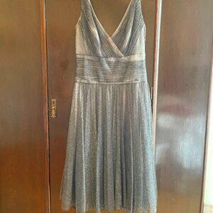 Tadashi Holiday Cocktail Dress Size 6